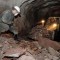 На одно из шахт Луганской области горняка завалило породой