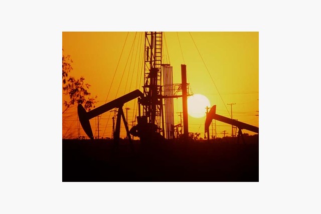 Нефть подешевела на два доллара