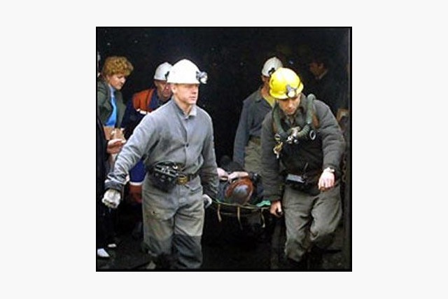 В Мурманской области сегодня объявлен день траура по горнякам, погибшим в результате взрыва 11 декабря на руднике компании «Апатит» 