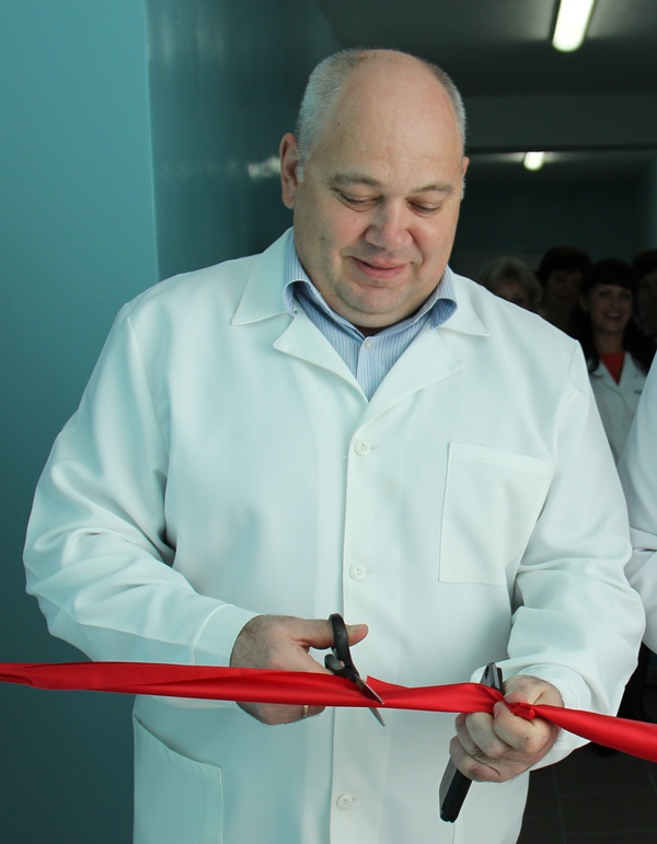 «Краснодонуголь» отремонтировал отделение неврологии Центральной городской больницы