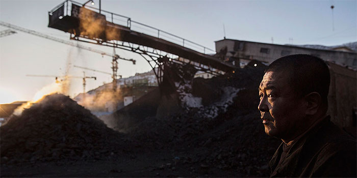 Доля Китая в мировой добыче угля за 10 лет выросла более чем на 10%