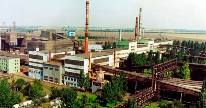 Никопольский завод ферросплавов сократил производство более чем вдвое