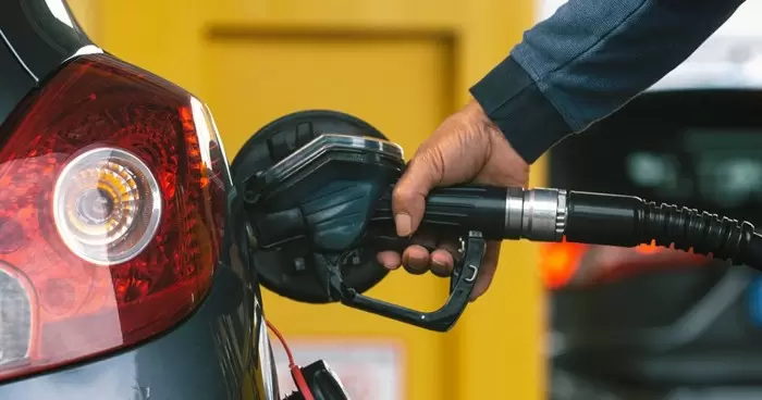 Стоимость топлива 17 апреля сколько заправки просят за бензин дизельное топливо и автогаз