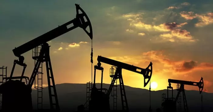 Мировые цены на нефть упали до апрельского минимума какие факторы на это повлияли