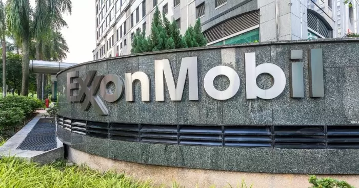 Exxon Mobil нефтяной гигант готовится к добыче лития
