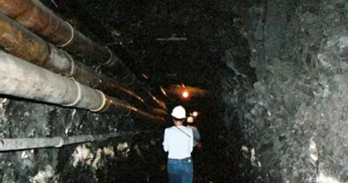 В колумбийской шахте завалило 30 горняков 