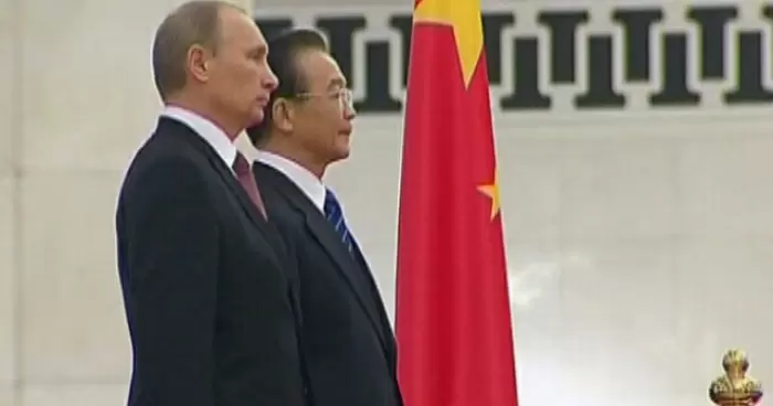 Россия становится quotмладшим братомquot для Китая