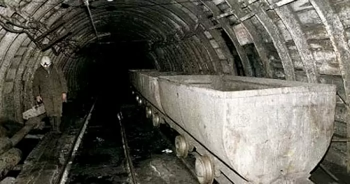 На шахте в Антраците произошел несчастный случай Три горняка получили травмы один из них погиб