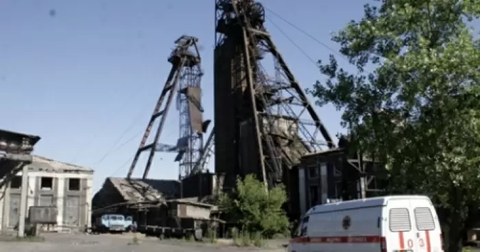 Судьба горняков заблокированных в шахте Рудник до сих пор неизвестна 