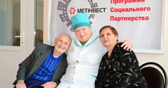 В Краснодоне завершено благоустройство уникального на Луганщине отделения сестринского ухода за пожилыми людьми