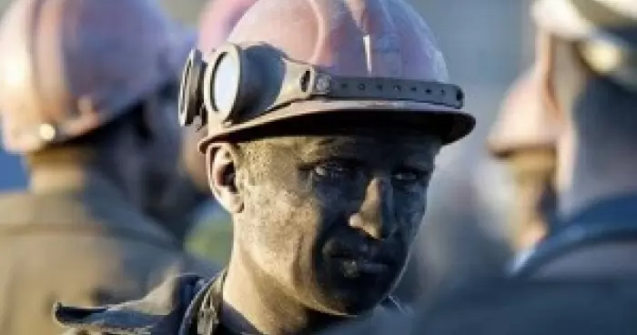 Две шахты ГП Луганскуголь остановились из-за долгов
