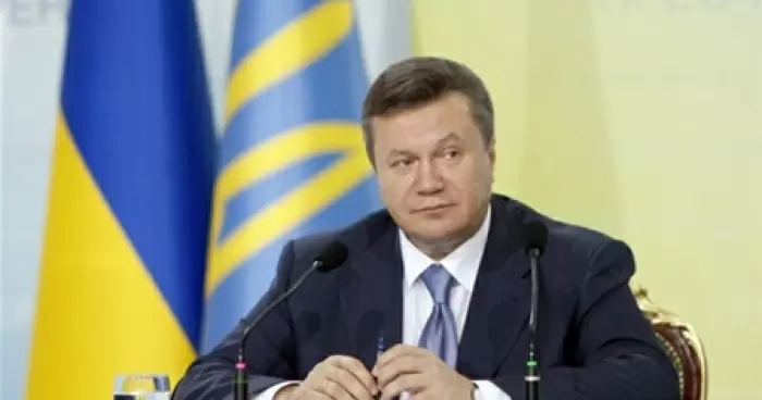 Виктор Янукович пообещал трудоустройство шахтерам закрывающихся шахт