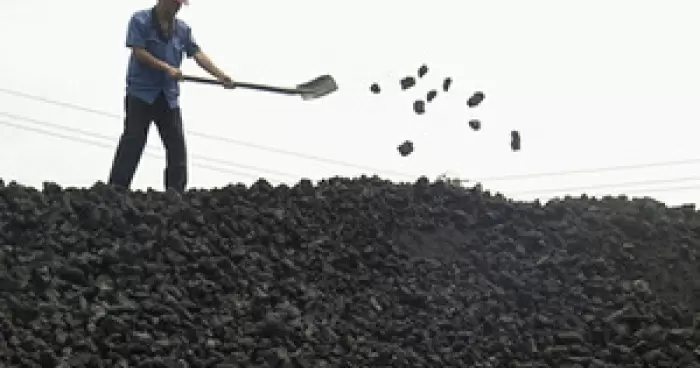 Правительство Украины ввело квоты на импорт угля чтобы поддержать отечественные шахты