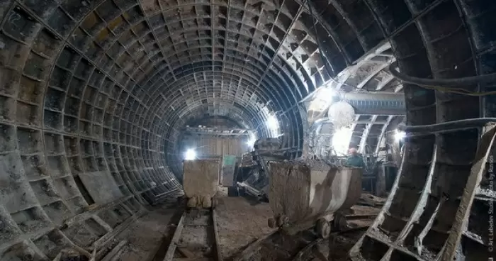 На шахте Россия скорость проходки достигла 315 метров в месяц
