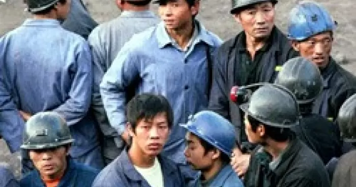 На шахте в Китае погибло 16 горняков