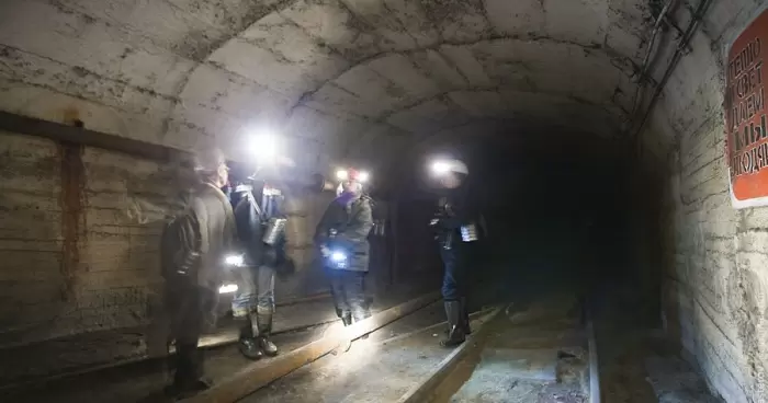Из-за возгорания метана на шахте в Кузбассе эвакуировали десятки человек
