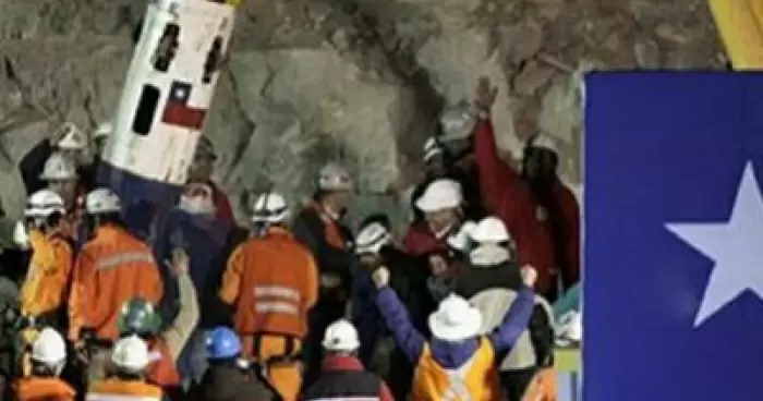 Год назад 33 чилийских шахтера в течении 69 дней находились под завалом