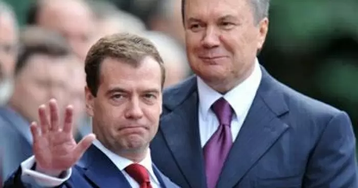 О чем будут говорить Янукович и Медведев в Донецке