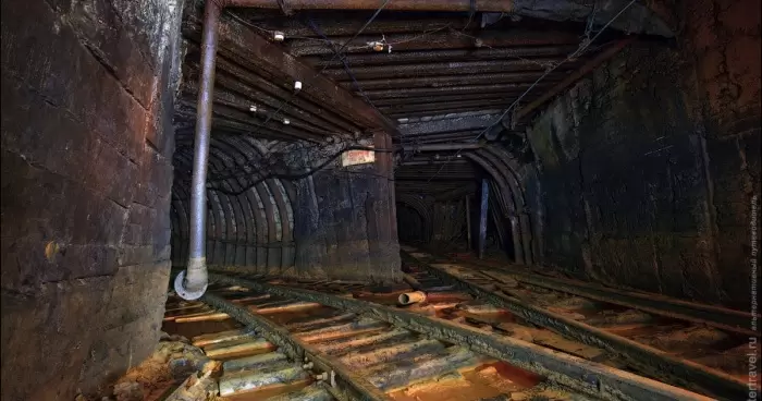 В Макеевке на шахте Советской спасают жизни двоих рабочих