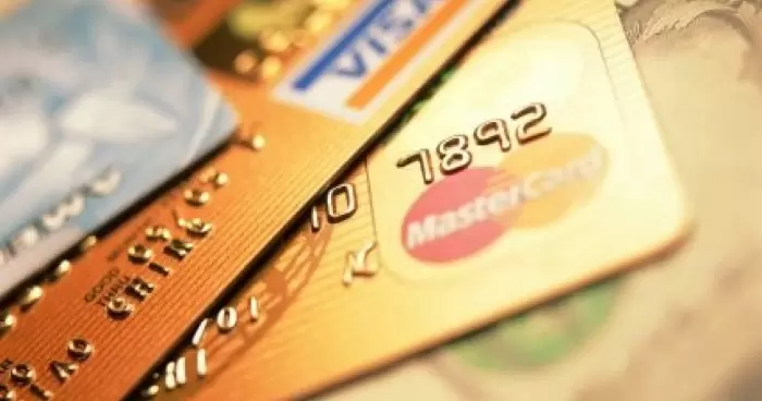 Планы ПриватБанка и Monobank относительно массовой блокировки банковских карт