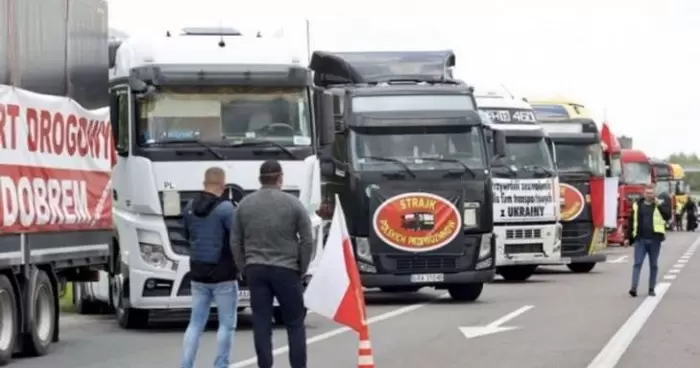 Польские фермеры согласились на уступки определено количество украинских грузовиков в сутки