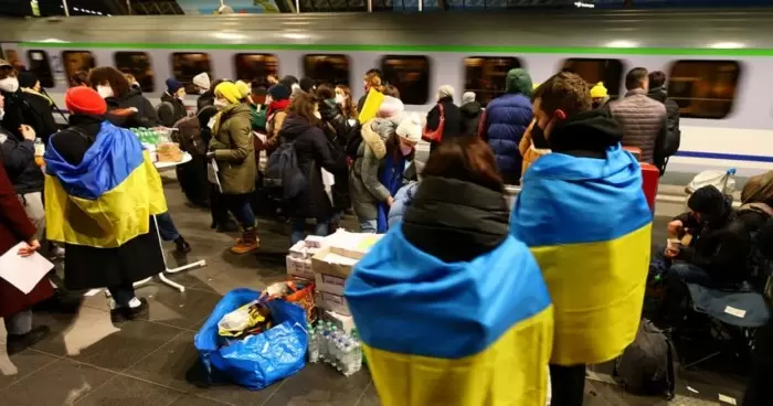Объем помощи для украинских беженцев от Германии резко уменьшается