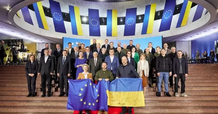 Украина приближается к членству в Евросоюзе поскольку парламент принял практически все требования ЕС
