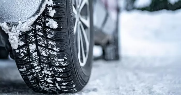 В Украине водителей использующих летние шины в зимний период оштрафуют на 8500 грн