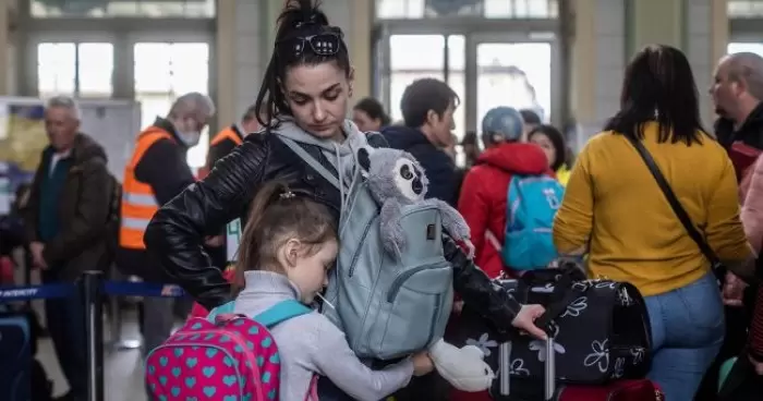 В Польше прекратили программу 40 помощи украинским беженцам