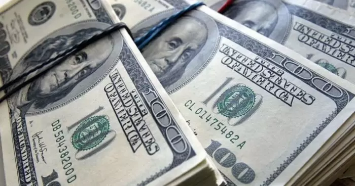 С 1 января в Украине стартует новый рекордный курс доллара