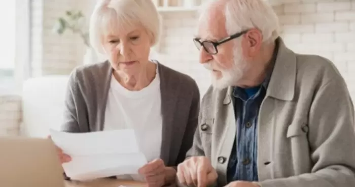 Пенсионерам находящимся за границей предоставлены инструкции от ПФУ о восстановлении своих выплат