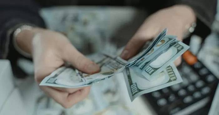 Курс доллара в Украине будет скорректирован с увеличением разницы между покупкой и продажей