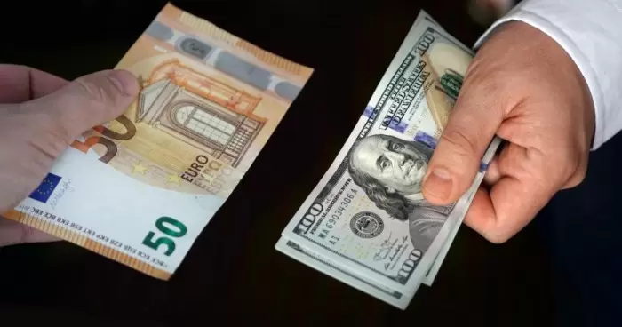Национальный банк Украины заявляет что евро вскоре заменит доллар